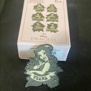 Disney Princess Loungefly Mystery Pin Blind Box TIANA Collector Pin